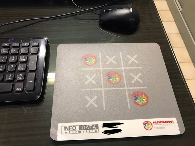2 extra lépése volt, de még így is sikerült veszítenie.