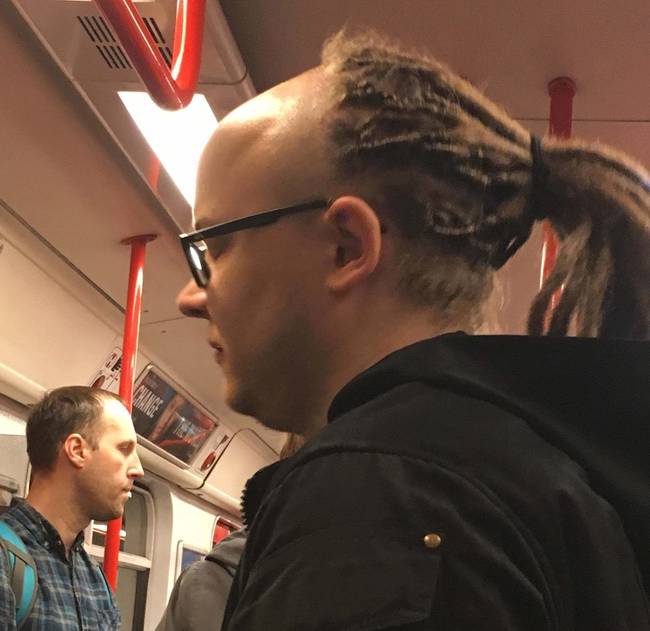 20 borzalmas frizura, amit valószínűleg sírva készítettek el a fodrászok