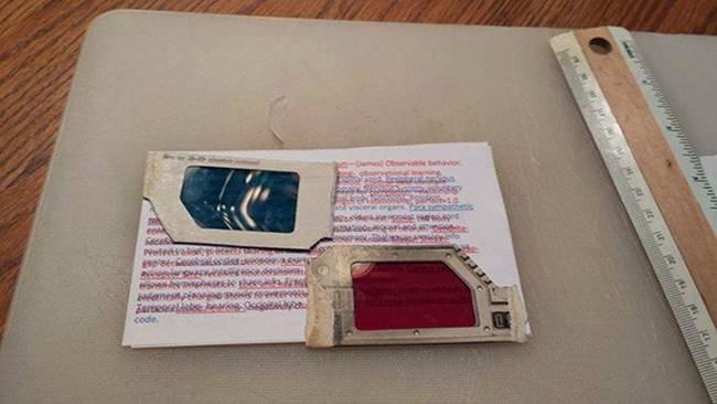 Ennek a diáknak maximális információt kellett belesűrítenie minimális helyre, de ez sem jelentett számára lehetetlen feladatot.