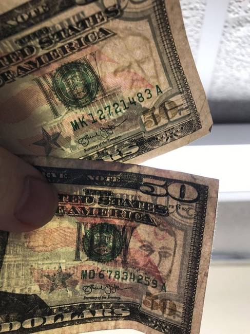 Házilag készített vízjel egy hamis 50 dollároson.