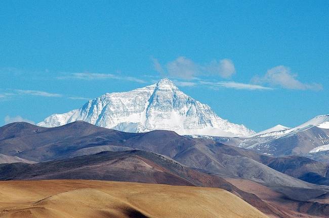A Mount Everest minden évben 4 millimétert nő.