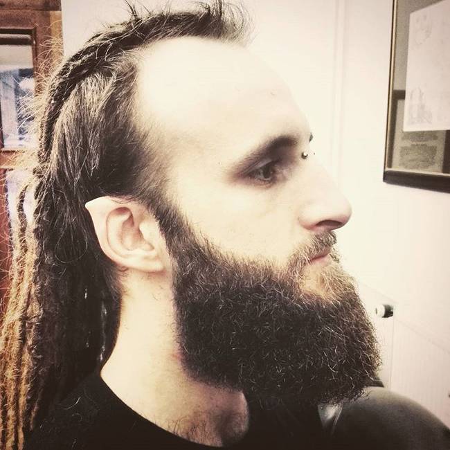 Akárcsak Legolas.