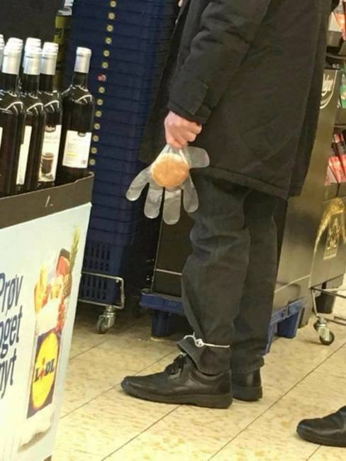Amikor elfogy a boltban a zacskó.