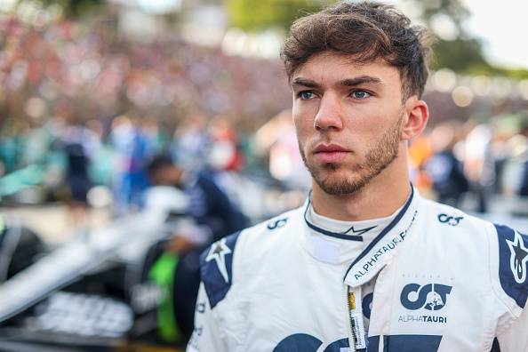 Válaszolj néhány kérdésre, és megmondjuk, hogy melyik F1 pilótára hasonlítasz