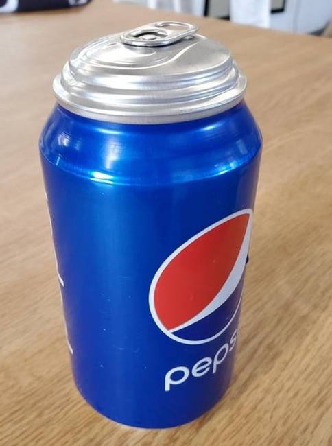 Így néz ki egy Pepsi-s doboz, ami túl sok időt töltött a napon.