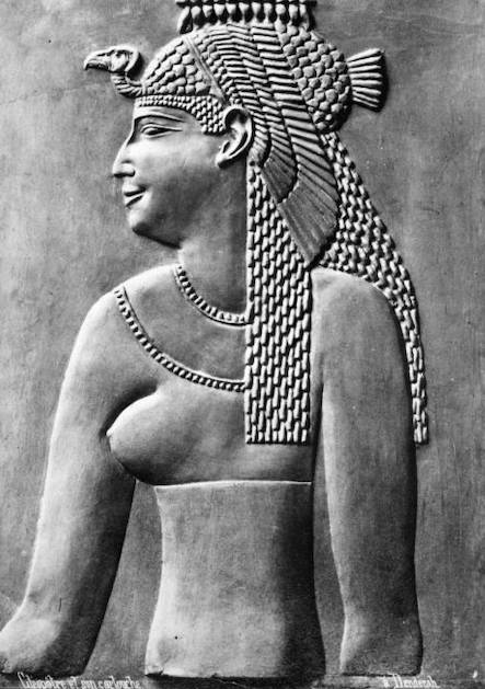 Ő kicsoda?