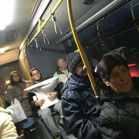 Most talán még nevetnek rajta, de ha kitör a hasmenés a buszon, akkor majd ő fog másokon.