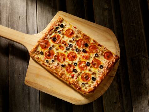Állítsd össze álmaid pizzáját, és megmondjuk, hogy melyik melléknevek jellemeznek téged leginkább