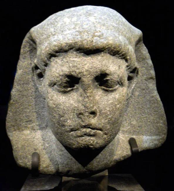 Ptolemaiosz Philopatór Philométór Caesar – Egyiptom utolsó királya (fáraója), aki i. e. 44 és 30 között uralkodott.
