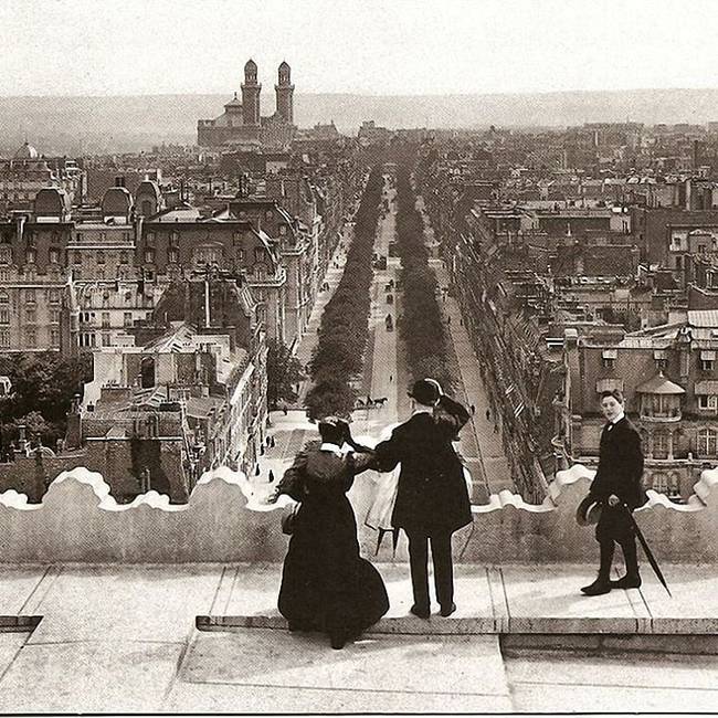 Párizs, 1900.