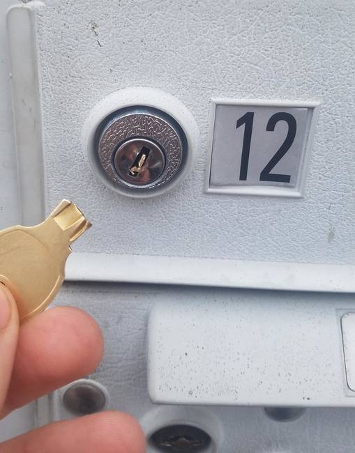 „Azt hiszem, hogy ma nem olvasom el a postámat."
