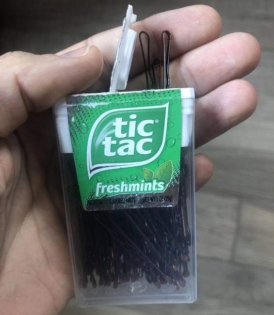 „Utazás közben TicTac-os dobozban hordom a hullámcsatjaimat."