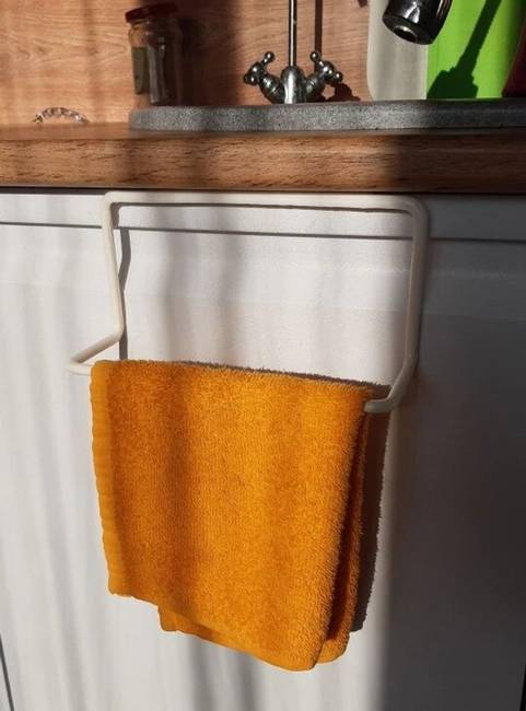 Konyharuha és törülközőtartó