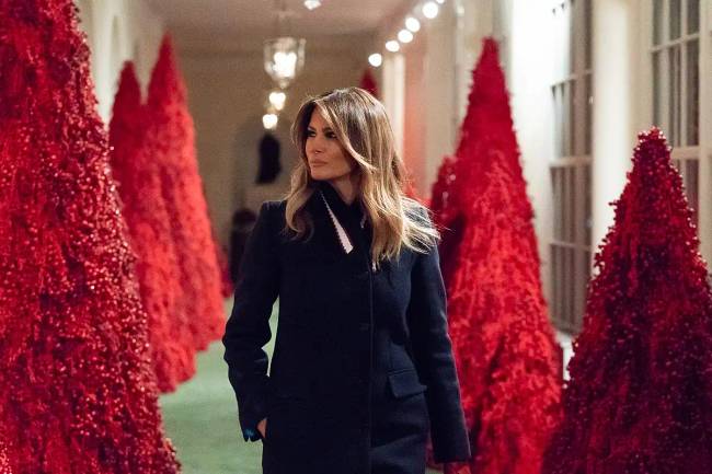 A legboldogtalanabb first lady: miért nem örül Melania Trump férje sikerének
