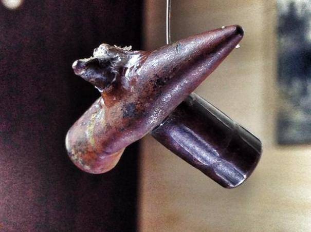 Egymás útját keresztező töltények a Gallipoli-félsziget ostromakor.