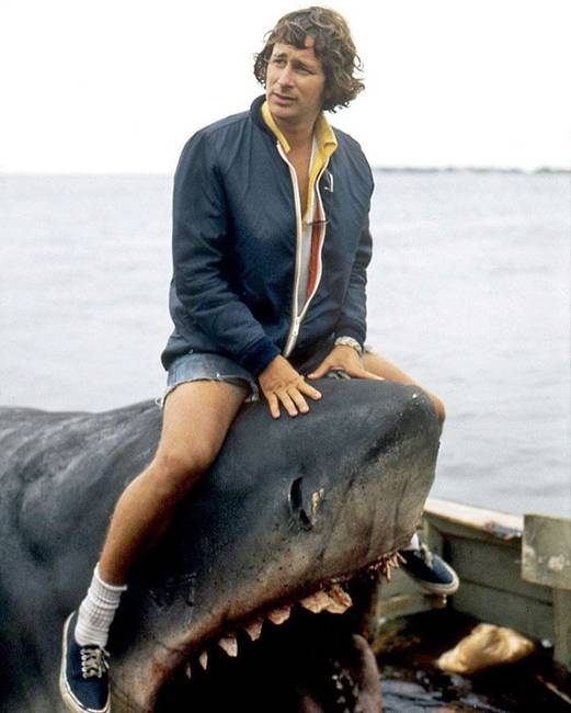 Te is halálra rémültél a Cápa című film közben? Steven Spielberg nem izgult annyira a forgatás közben.