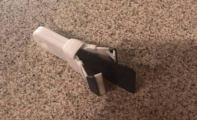 „Van ötletetek, hogy mi lehet ez a csipesz?"