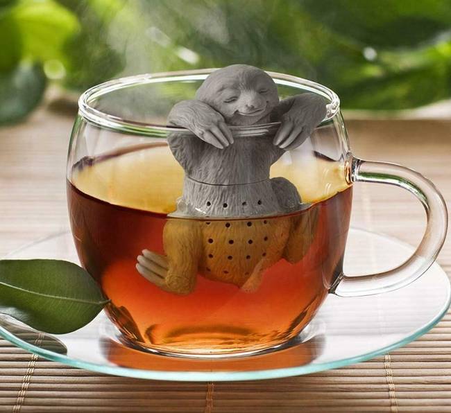 Lajhár formájú teafűtartó.