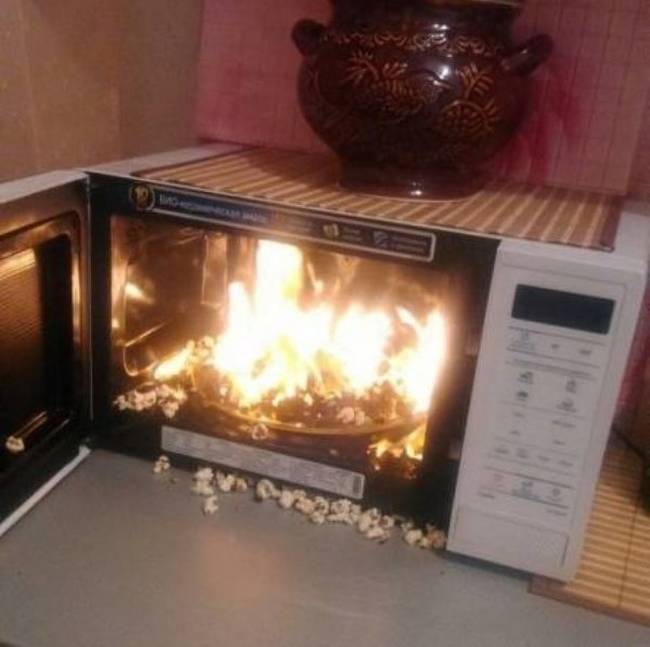 Nem vagyok szakács, de ez a pattogatott kukorica, mintha kicsit túlsült volna.