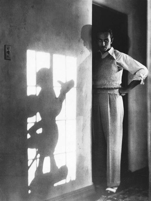 Játék az árnyékkal és a fényekkel - Walt Disney, 1939.