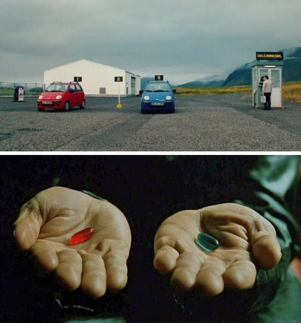 A Walter Mitty titkos élete című film főhősének választania kell, amikor megérkezik Grönlandra: piros vagy kék autó? Nem ismerős ez valahonnan?