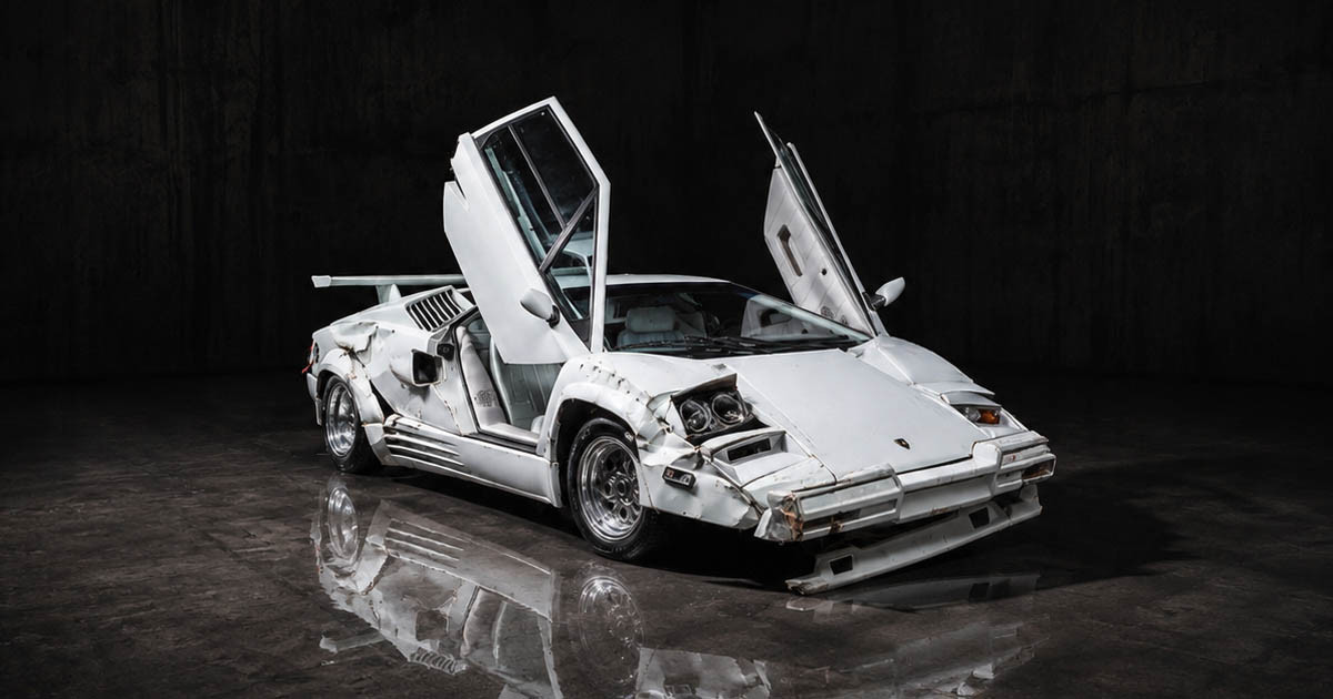 Érhet egy roncs Lamborghini Countach többet egy tökéletesnél?!