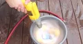 Így hámozza a krumplit egy sokat látott, igazi mérnök ember