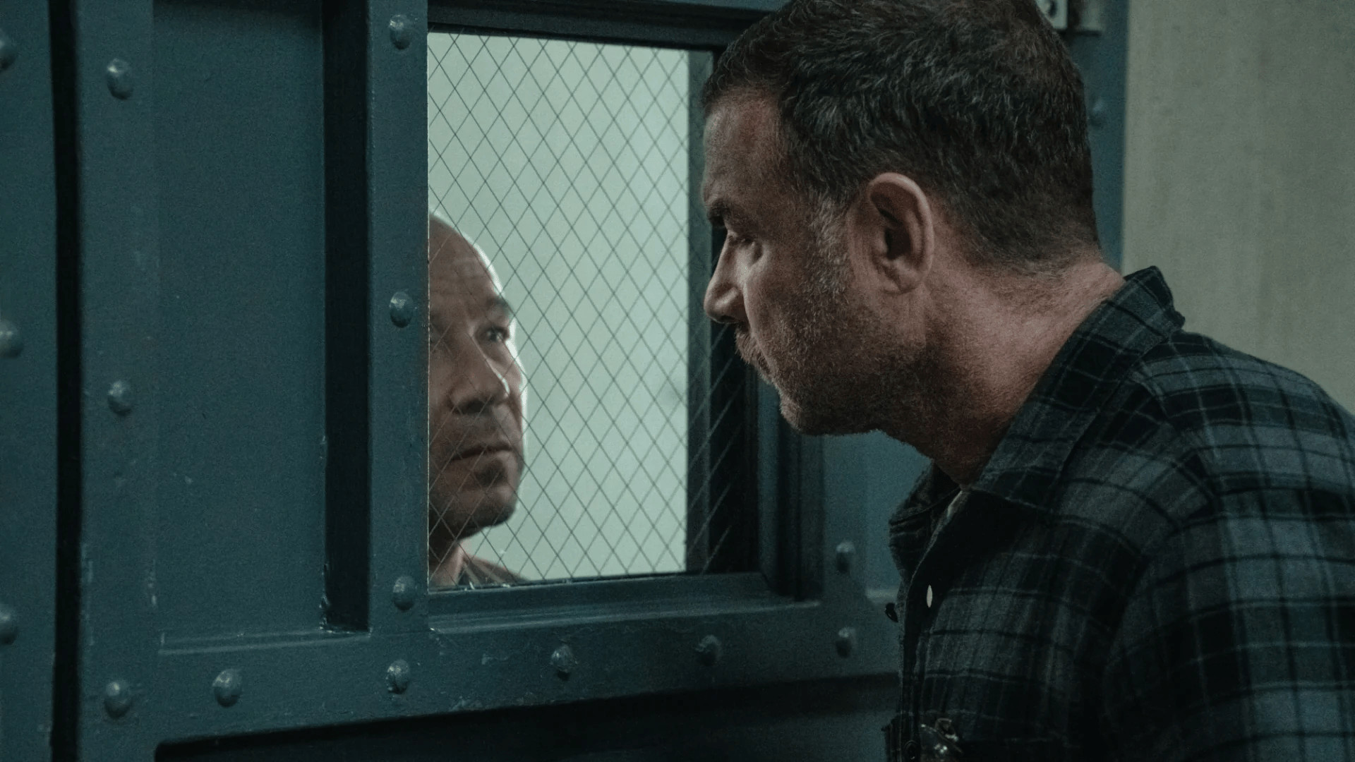 Elindult az Apple TV-n a Nocturne, a Joona Linna-nyomozósorozat Liev Schreiber és Stephen Graham főszereplésével
