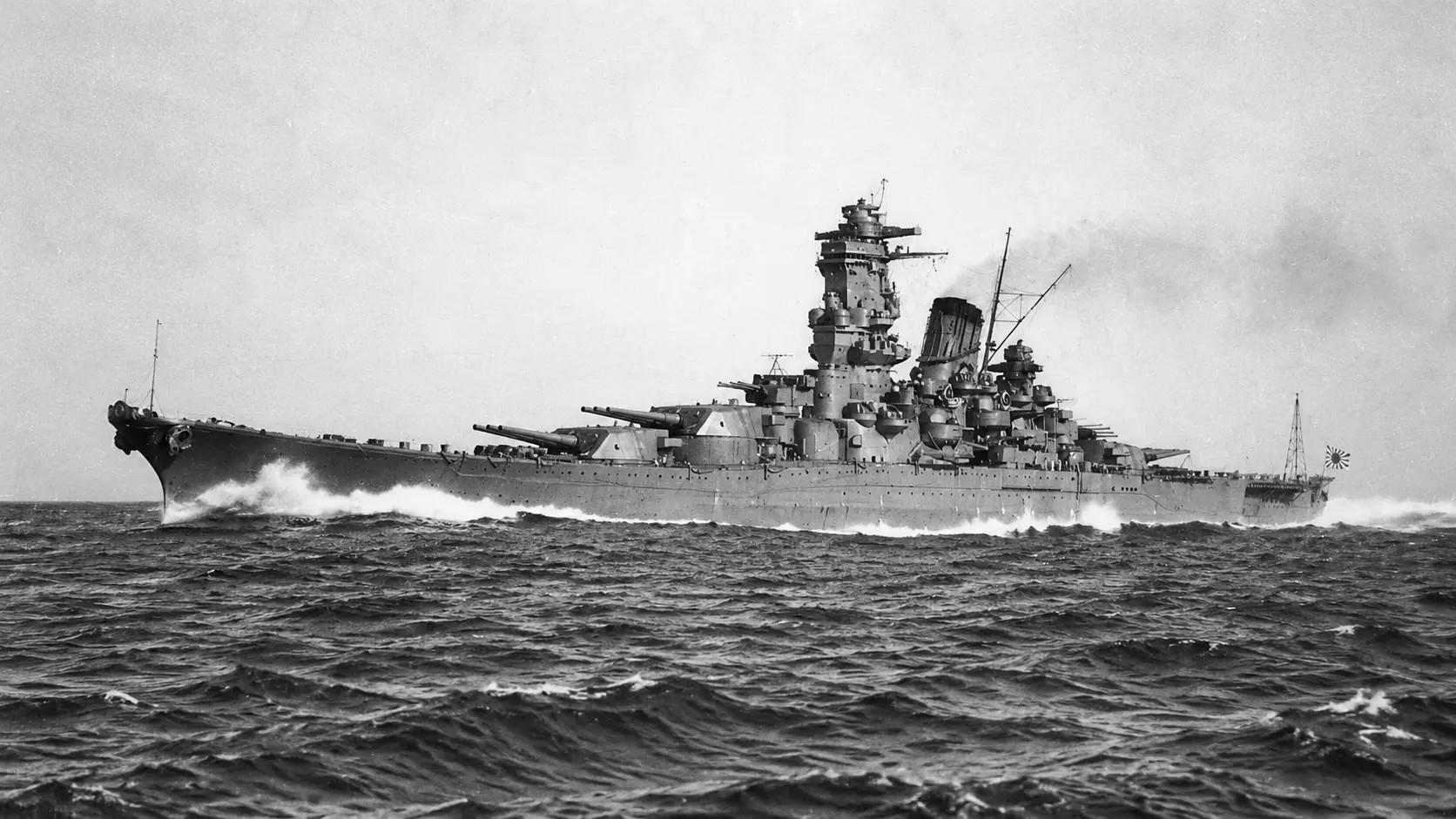 Yamato: Miért nem élte túl a világ legnagyobb csatahajója a repülőgép-hordozók korszakát?